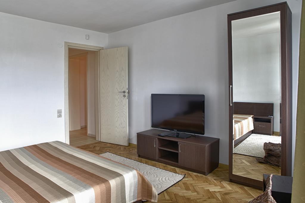 Pepi Guest House Veliko Tŭrnovo Quarto foto